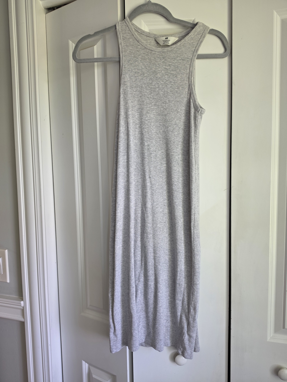H&M Light Gray Sleeveless Maxi Dress